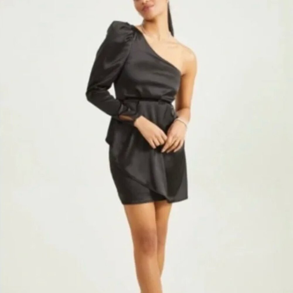 Altar’d State Black One Shoulder Dress